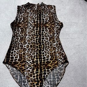 Mangopop Animal Print Bodysuit Mock Neck Sleeveless Medium